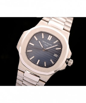 파텍필립 노틸러스-7 5711